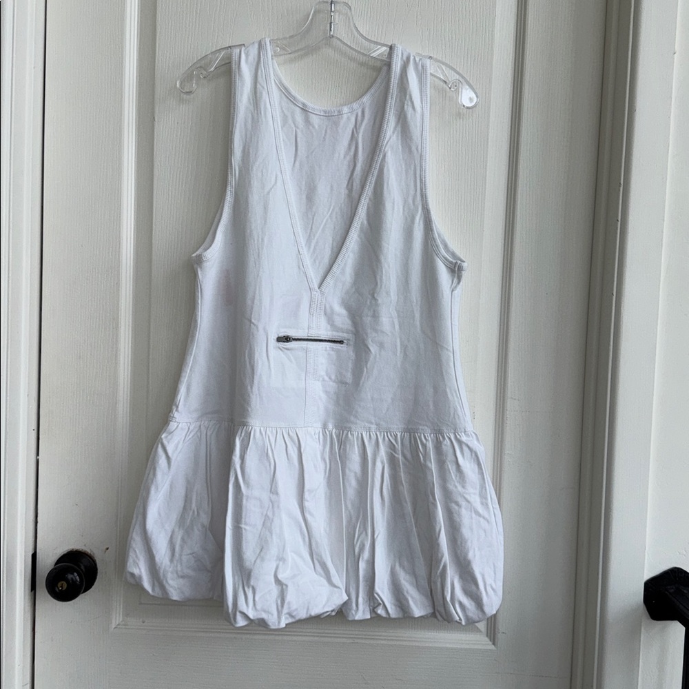 White Sleeveless Bubble Hem Dress - Picture 3 of 12